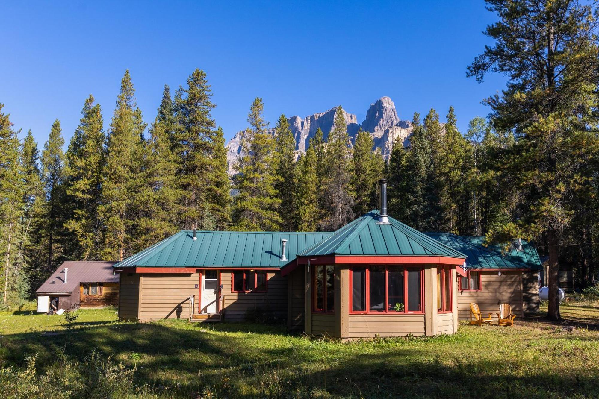 Hi Castle Mountain - Hostel ภายนอก รูปภาพ